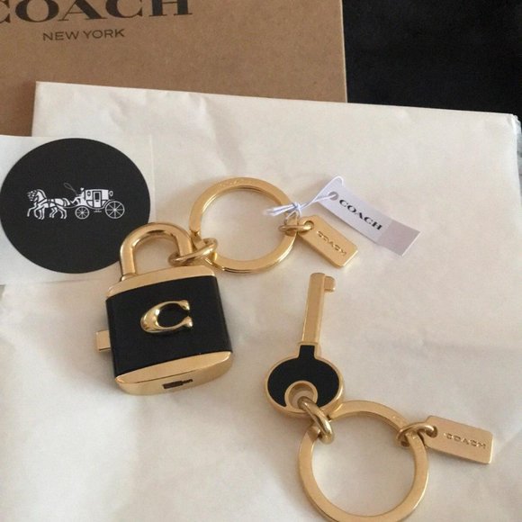 Coach key chain - Picture 2 of 6